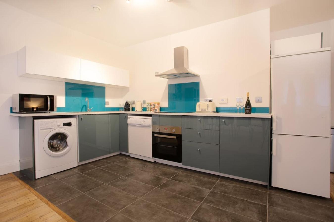 3br, Smart Tv, Self Check-in, Coffee Machine *